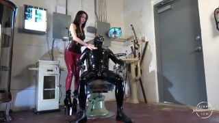 Miss Susie?S Latex Chastity Slut Latex!-9