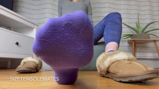 free adult clip 13 sizetensolemates 25 02 2021 2040924462 these slippers reek of cheese and my socks are so stickyyy cum see for yourself on feet porn cougar foot fetish-2