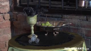 Inflagranti Latex slave (mp4)-2