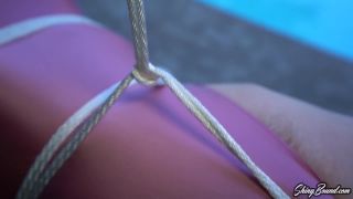 7190 Terra Mizu - TOURIST TIED BY THE POOL-3