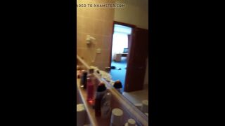 Amateur couple sex in bathroom-3