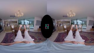 Don’t Watch TV I Have A Better Idea! – Antonia Sainz | virtual reality | reality -5