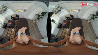 Teen VR - Reese Robbins-8