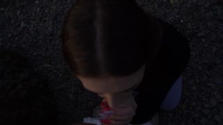 A Deep Blow Job! A Girl Decided To Blow A Guy On The Beach And Their Fr-2