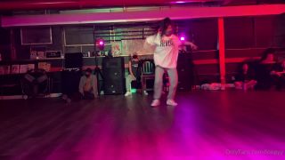 Lucy - loopyy () Loopyy - even when the beat slow i shake a lil faster 20-07-2021-2