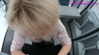 Little Mary Lollipop - Blowjob Teen In A Public Ski Resort Amateurporn-8