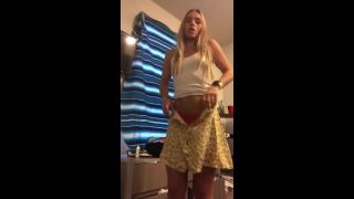 free video 32  beauty slim amateur blonde girl strip teasing and dancing on webcam, webcams softcore on webcam-9