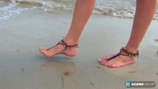 Michelle Honeywell   Sandy Toes 1080p FullHD-1