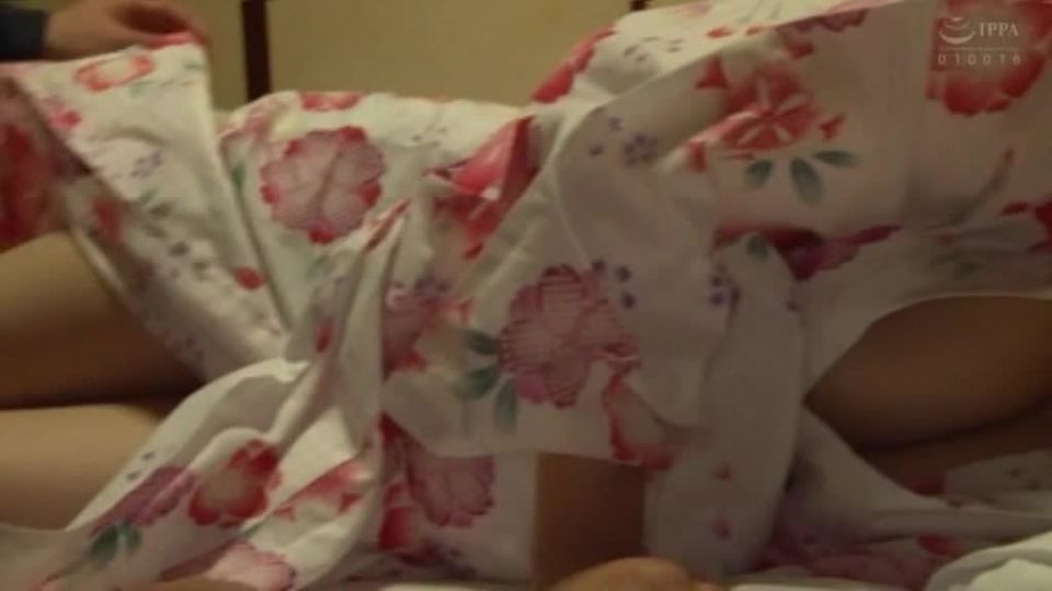 [CEND-037] 昭和の熟女は輝いていた！ 六十路熟女の膣に中出し 創刊号