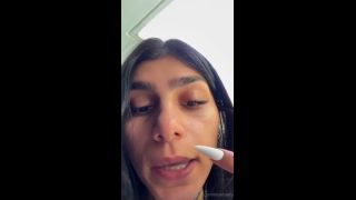 Mia Khalifa Mia Khalifa On Her Daily Routine Of Seducing You With Her Big Tits Fetish-1