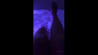 Lady Samira () Ladysamira - feetfetish relaxed in the jacuzzi on my tour in amsterdam feets feetworship toes fee 23-03-2020-8