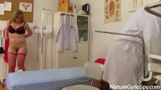 Medical Old Freaky Gyno Doctor - Medical fetish-9