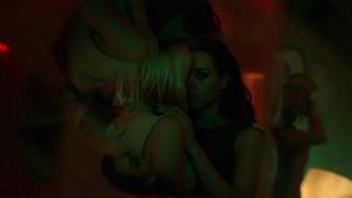 Aubrey Plaza, Vanessa Dubasso - Legion s02e09 (2018) HD 1080p - (Celebrity porn)-3