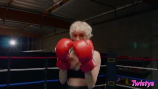 009557Lesbian-9