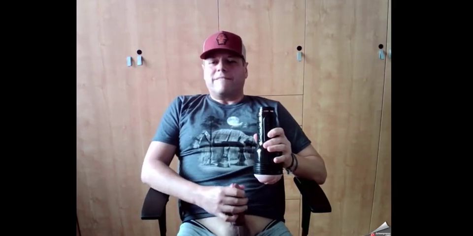 Webcam Hot teen on webcam makes me cum hard