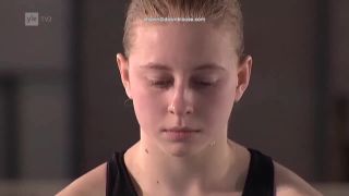 Diving double synchro nippleslip voyeur -3