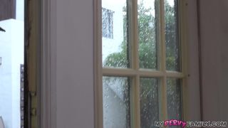 Addison LeeMyPervyFamily - Outdoor Shower Peep Show-1