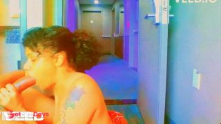BLOW JOB CAUGHT AT HOTEL WITH THE DOOR OPEN STRIPPER PARTY-3