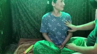 Step Cute school girl ka bathroom me chod kar video bna liya-1