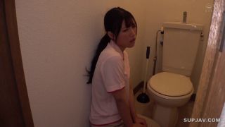 Reducing Mosaic MRSS-161 僕の愛する妻が大嫌いなジジイに寝取られてる現場に遭遇したが、妻があまりに気持ちよさそうに喘いでたから中出しされても何もできなかった 宮城りえ-1