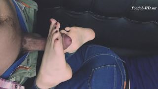 Porn online Quick footjob while reading – Twinfeets-7