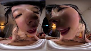 Kaede Karen IPVR-133 【VR】 If You Dont Have The Last Train, Do You Want To Stay At Home? Stay At The House Of A Beautiful Female Employee Who Misses The Last Train! ?? No Panties, No Bra, Youre Excited ...-7