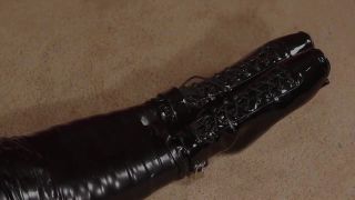 online porn clip 33 lexi belle foot fetish Cali Logan vs. The Black Wrap, tapebondage on feet porn-9