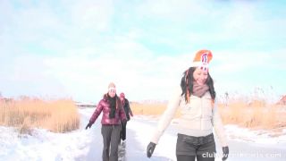 Ice skating at Zaanse Schans Public-0