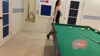 Vallery RayCalled A Prostitute To The Sauna ⁄ She Fingering Her Pussy On The Pool Table - 2160p-0