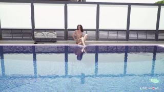 online video 8 fetish kitsch solo female | Sexy brunette in an intense solo action | european-0