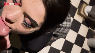 Public Bathroom Berlin Baby Blowjob-5