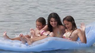 nud_s_girls_summer_rest15-2