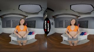 RealHotVR 23 02 20 Kimmy Kimm.-0