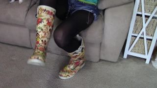 Pt 1 BuddahsPlayground - Doll Face Rain Boots Bounce And Crossed-1