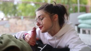 Lilmochidoll - Balcony Blowjob Porn Video Leaks Lilmochidoll   leaks-4