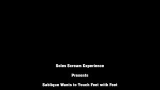 Sablique is Determined to Play Footsie Foot!-9