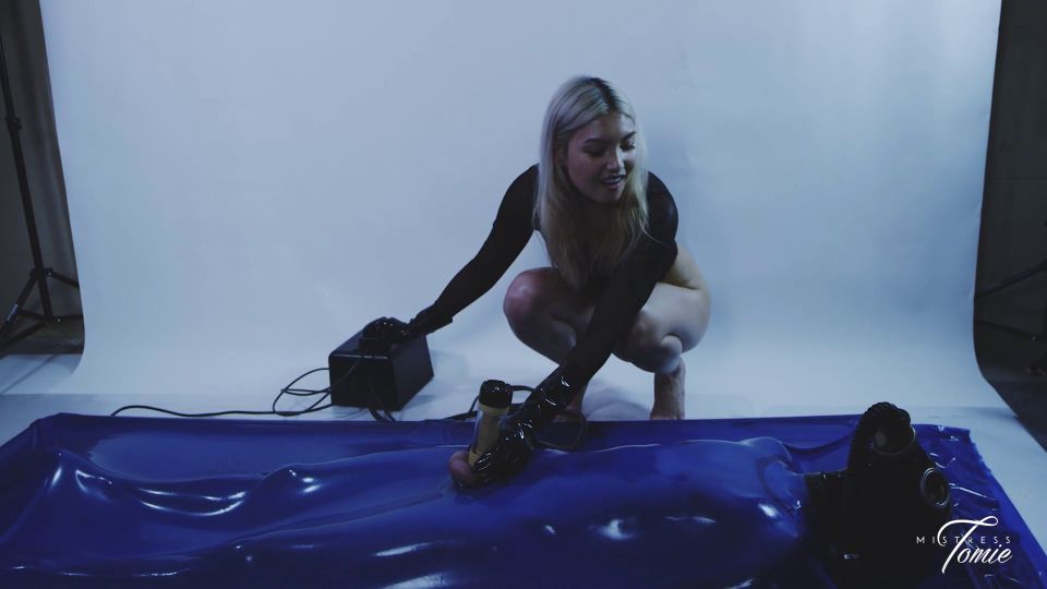 [GetFreeDays.com] Vacbed Pleasure Torture - MX Tomie bdsm captions