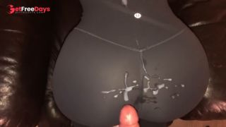 [GetFreeDays.com] Cumming all over the ass of her leggings and rubbing it in Sex Clip May 2023-9