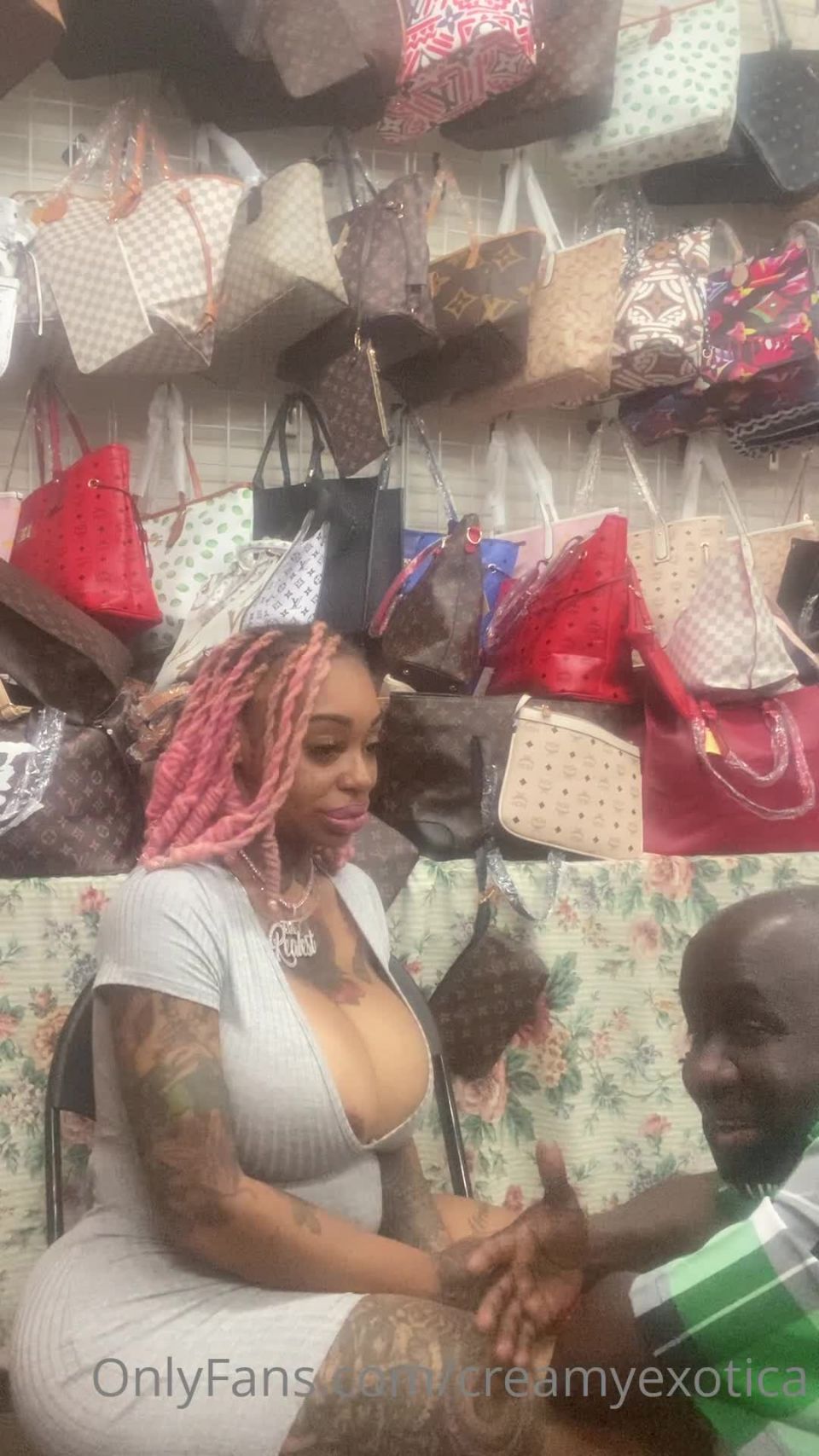 Creamyexotica () - store owner vs creamy 12-07-2021