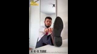 Brfootmodel 2779152820 02 18 2023 Office Time With The Big Feet Masondrett onlyfans  brfootmodel -2