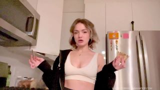 Mean Step Sis Makes Fun Of You While Making A Snack Pov Humiliation Denial Loser Porn Femdom Brat 1080p-4