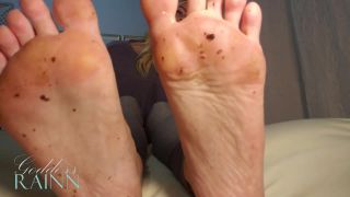 online xxx clip 41 stocking fetish porn Goddess Rainn – Dirty Feet & Spit Worship, feet joi on feet porn-6