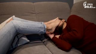 Czech SolesNikola's First Foot Worship In Her Life¡ (Foot Fetish, Sexy Feet, Bare Feet, Czech Soles,Young Feet) - 1080p-0