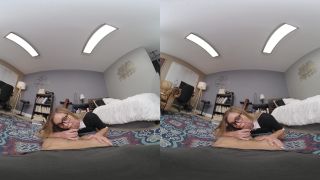 My Nerdy Roommate - Katie Kush Gear vr - (Virtual Reality)-1