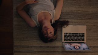 Kathryn Hahn in Mrs. Fletcher 2019 S01E03 WEB-DL-5