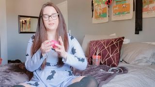 M@nyV1ds - CaityFoxx - Sex Toy Review - Clit Sucker With Tongue-5