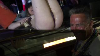 video223073190625baa57176dmp4s_-7