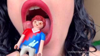 Fetish Porn Molly Darling – Giantess Threatens To Eat You – Vore-2
