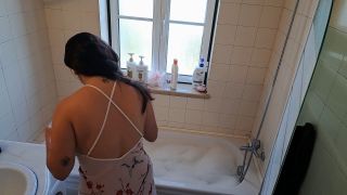 Miss Squirting Latina Wife Calls Handyman to Fix the Hot Tub-1