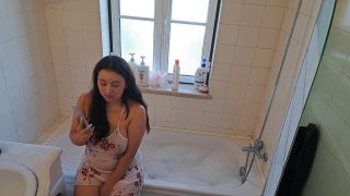 Miss Squirting Latina Wife Calls Handyman to Fix the Hot Tub-4